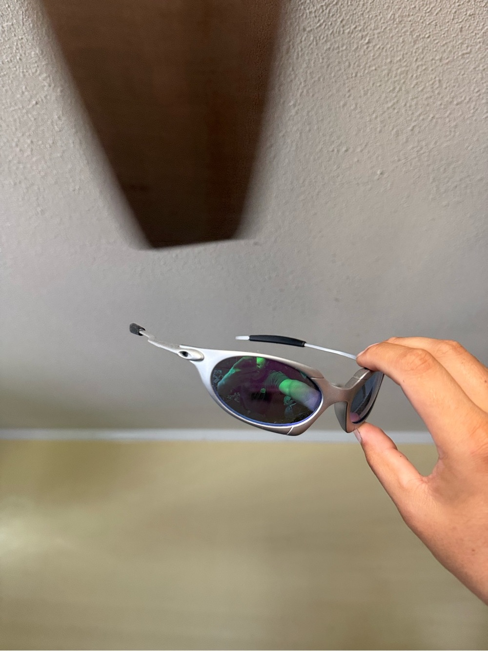Silver Sport Sunglasses with Green Mirrored Lenses oaks